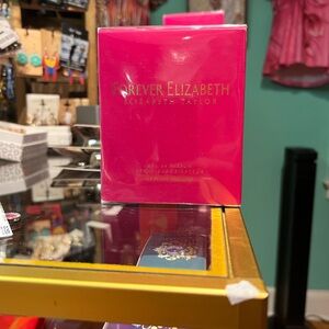 Elizabeth Taylor Forever Elizabeth Perfume - Pink